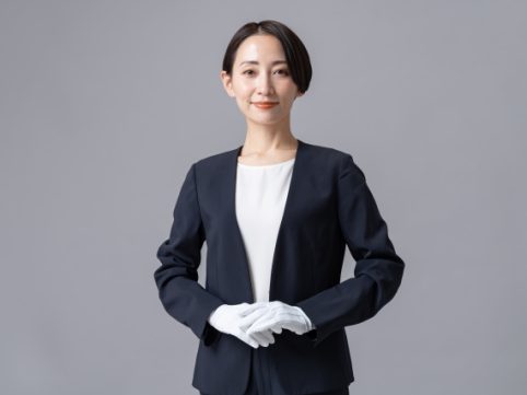 女性